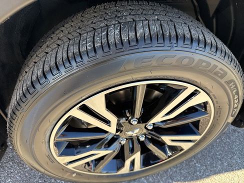 New 2026 Mitsubishi Eclipse Cross SE image 13