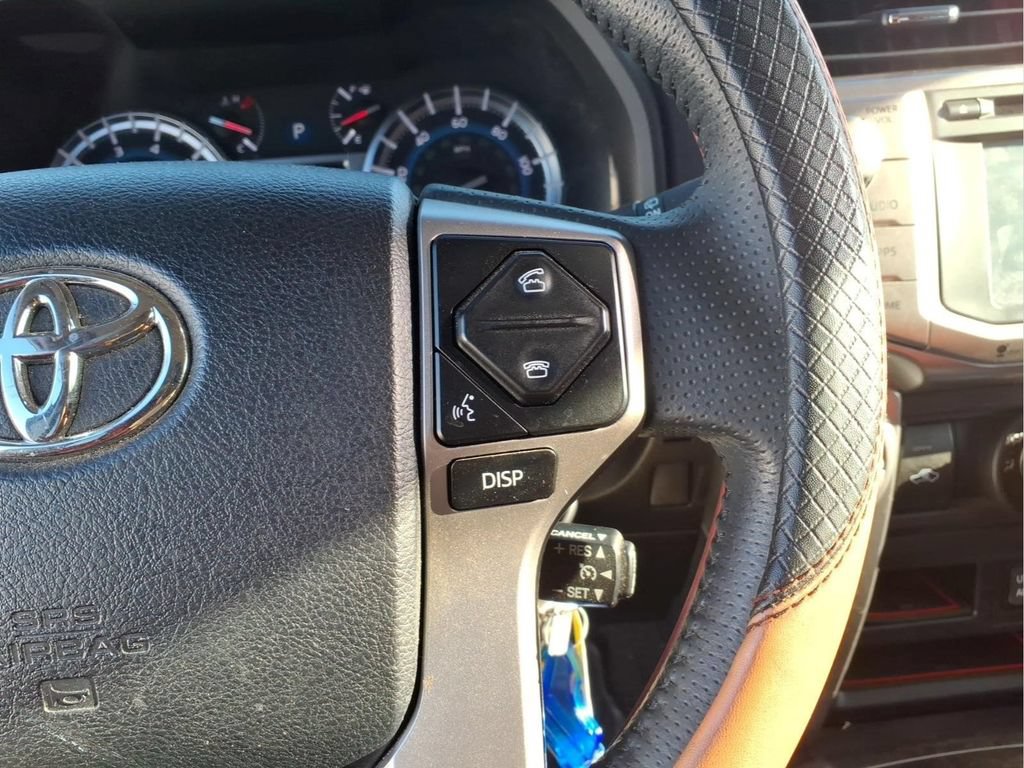 Used 2019 Toyota 4Runner SR5 Premium AWD/4WD image 21
