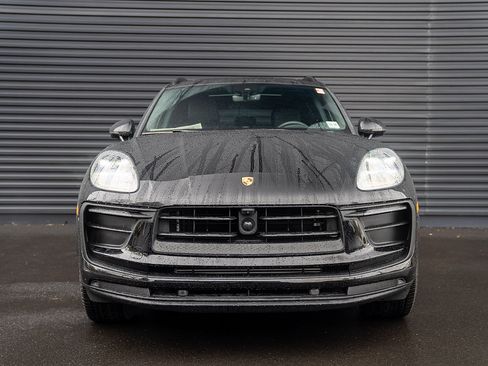Certified 2026 Porsche Macan AWD/4WD image 26
