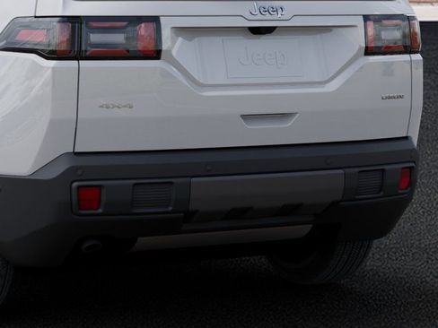 New 2026 Jeep Cherokee Laredo AWD/4WD image 13