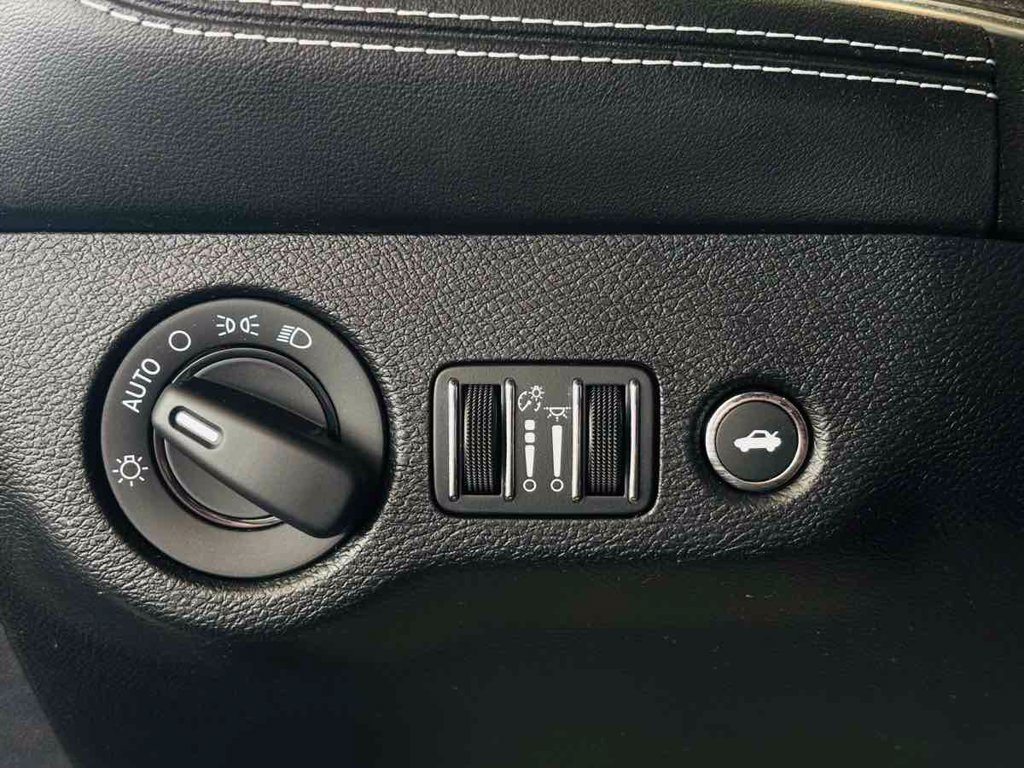 Used 2022 Dodge Challenger SRT Hellcat RWD image 54