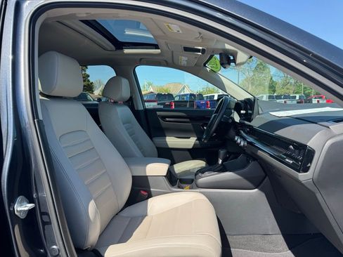 Used 2023 Honda CR-V EX-L image 18