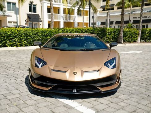 Used 2020 Lamborghini Aventador SVJ image 4