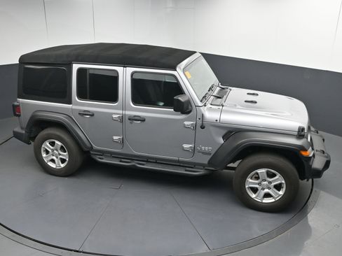 Used 2019 Jeep Wrangler Unlimited Sport S image 34