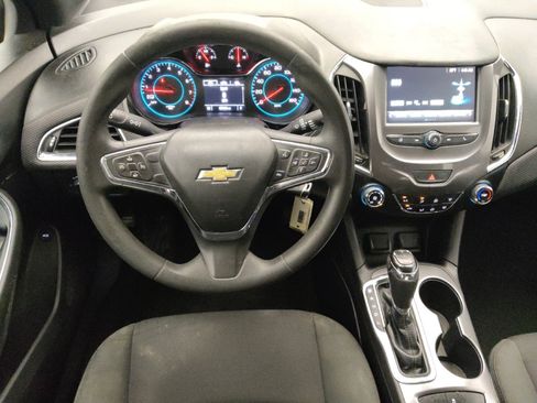 Used 2017 Chevrolet Cruze LT w/ RS Package FWD image 22
