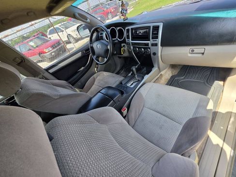 Used 2003 Toyota 4Runner SR5 RWD image 4