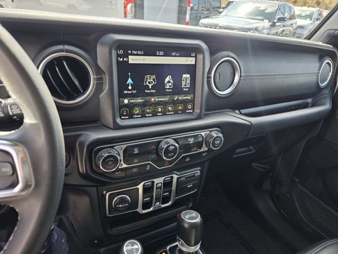 Certified 2023 Jeep Wrangler Unlimited Sahara AWD/4WD image 13