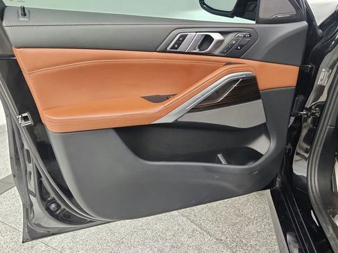 Used 2021 BMW X6 M50i w/ Executive Package AWD/4WD image 28