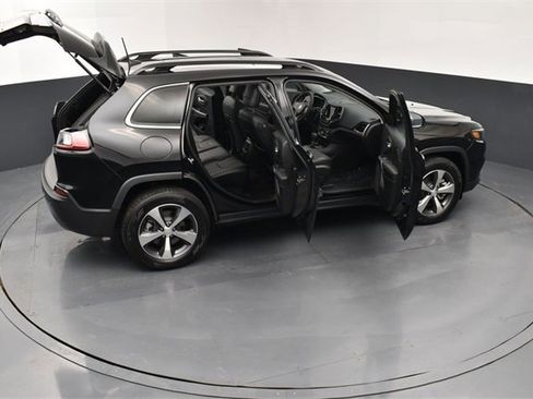 Used 2022 Jeep Cherokee Limited image 30