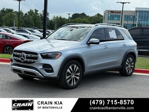 Used 2025 Mercedes-Benz GLE 350 4MATIC image 3