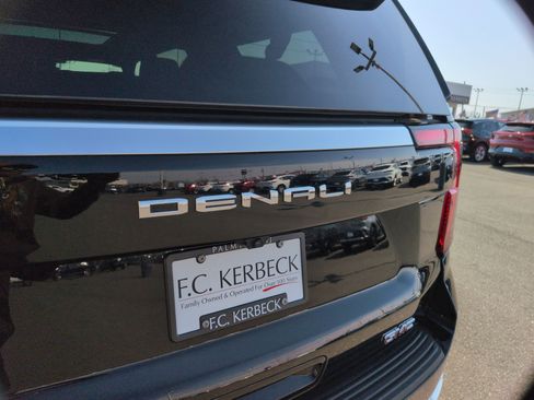 New 2026 GMC Yukon XL Denali w/ Sun & Power Step Package AWD/4WD image 32