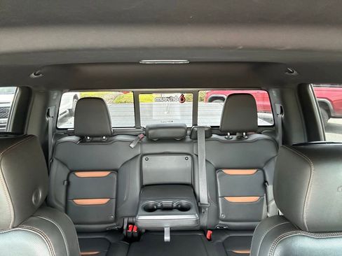 Used 2020 GMC Sierra 1500 AT4 w/ AT4 Premium Package AWD/4WD image 27