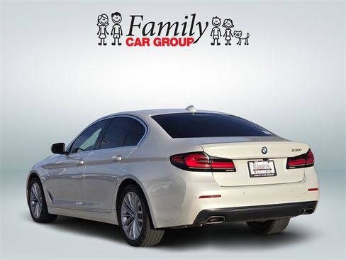 Used 2021 BMW 530i image 3