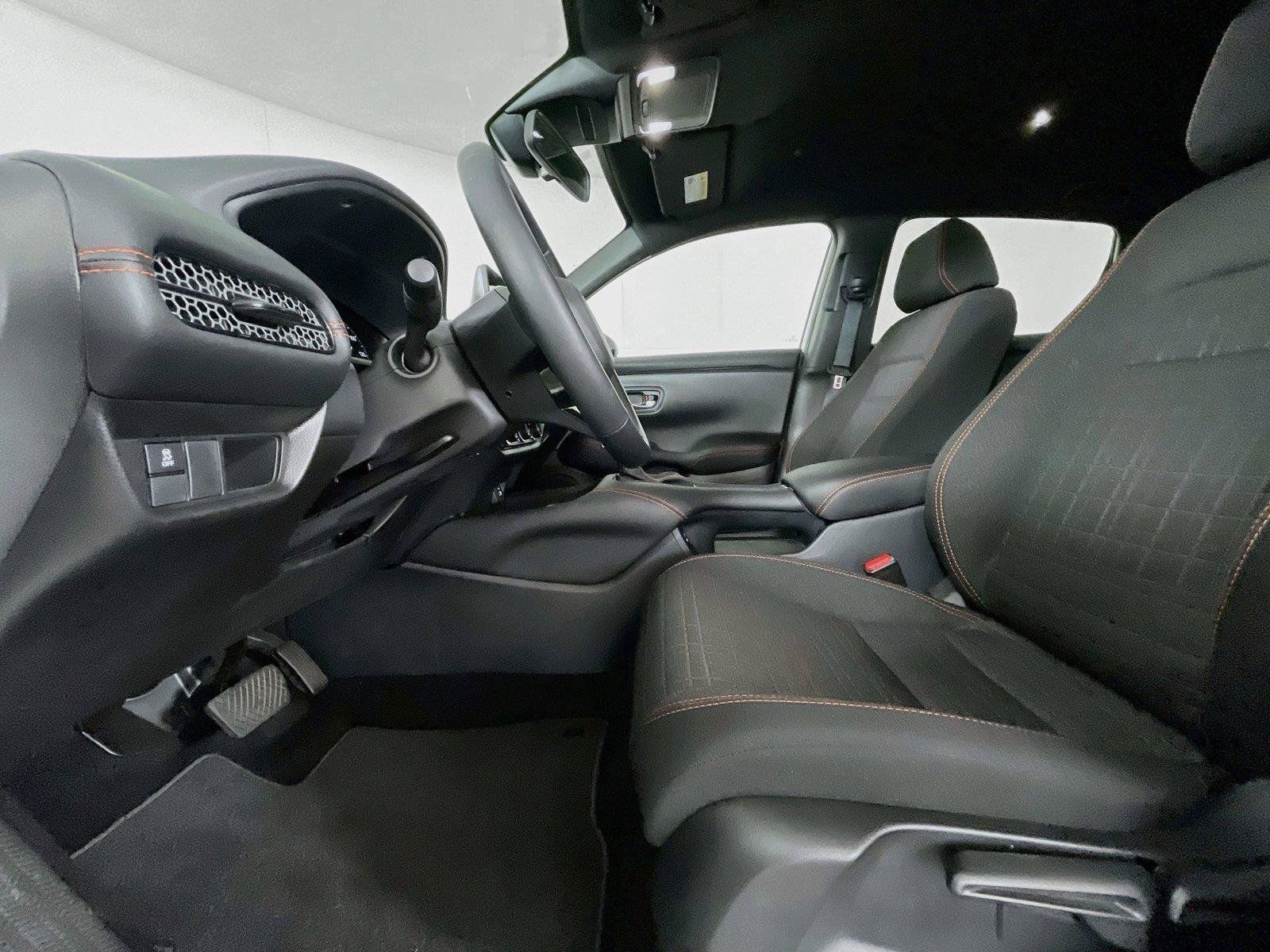 Certified 2025 Honda HR-V Sport image 25