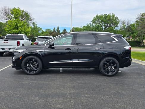 Used 2024 Buick Enclave Essence w/ Experience Buick Package AWD/4WD image 11