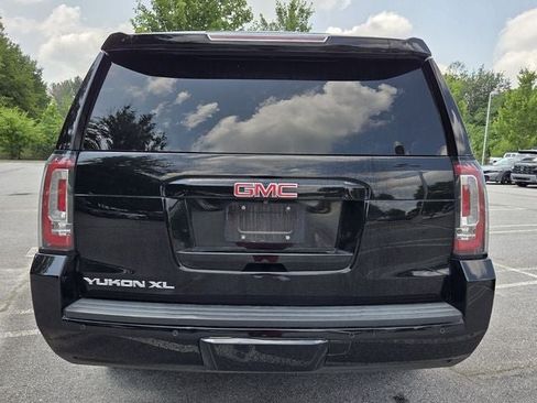 Used 2020 GMC Yukon XL SLT AWD/4WD image 7