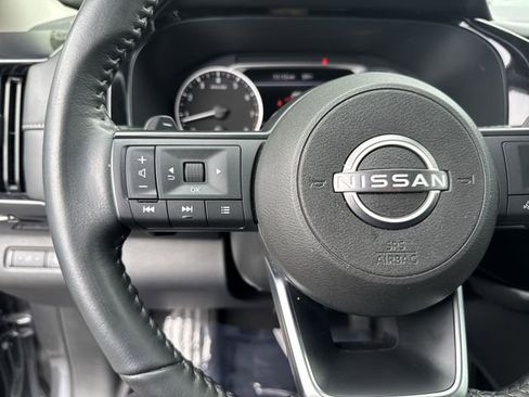 Used 2024 Nissan Pathfinder SV w/ Cargo Package FWD image 18