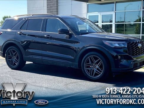 Used 2025 Ford Explorer ST w/ Sun And Sound Package AWD/4WD image 1