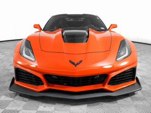 Used 2019 Chevrolet Corvette ZR1 image 2