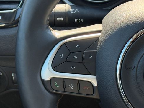 Used 2018 Jeep Compass Limited w/ Navigation Group image 16