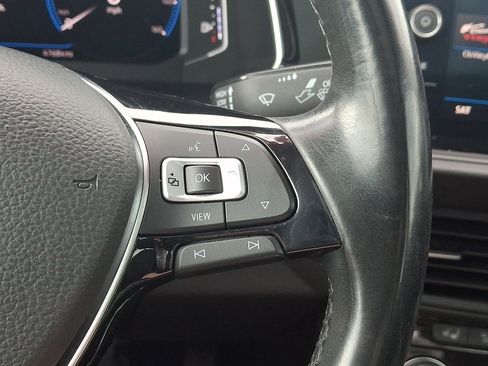 Used 2019 Volkswagen Jetta SEL w/ Cold Weather Package FWD image 21