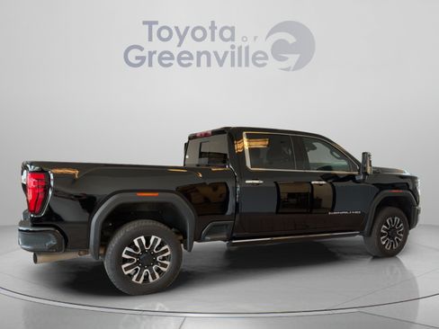 Used 2025 GMC Sierra 2500 Denali Ultimate w/ Max Trailering Package AWD/4WD image 7