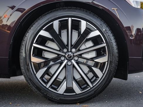 New 2026 Volvo XC60 B5 Ultra w/ Protection Package Premier image 17