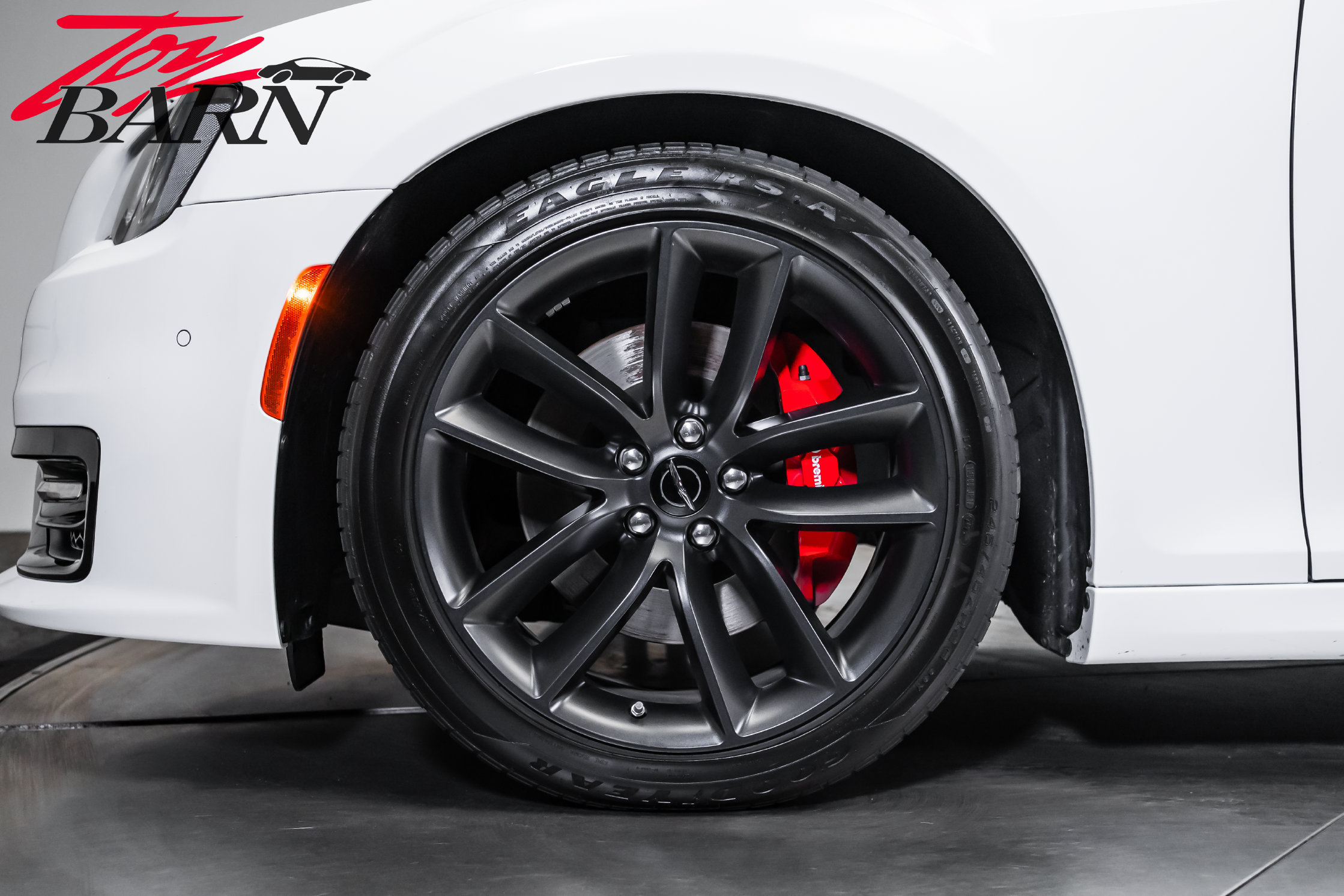 Used 2023 Chrysler 300 C RWD image 15