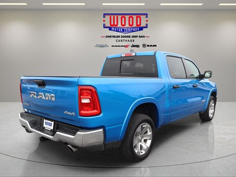 Used 2025 RAM 1500 Big Horn AWD/4WD image 3