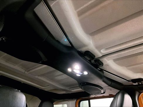 Used 2021 Jeep Wrangler Unlimited Sahara w/ Dual Top Group image 21