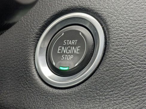 Used 2021 Cadillac XT4 Premium Luxury w/ Cold Weather Package image 31