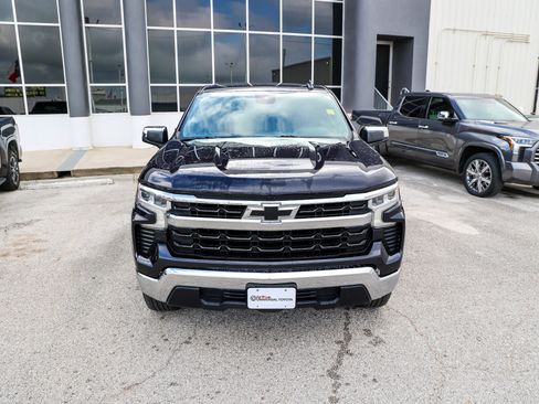 Used 2024 Chevrolet Silverado 1500 LT RWD image 4