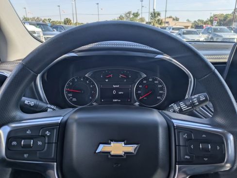 Used 2025 Chevrolet Blazer LT image 28