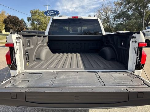 Used 2022 Ford F150 Lightning Lariat w/ Tow Technology Package image 11