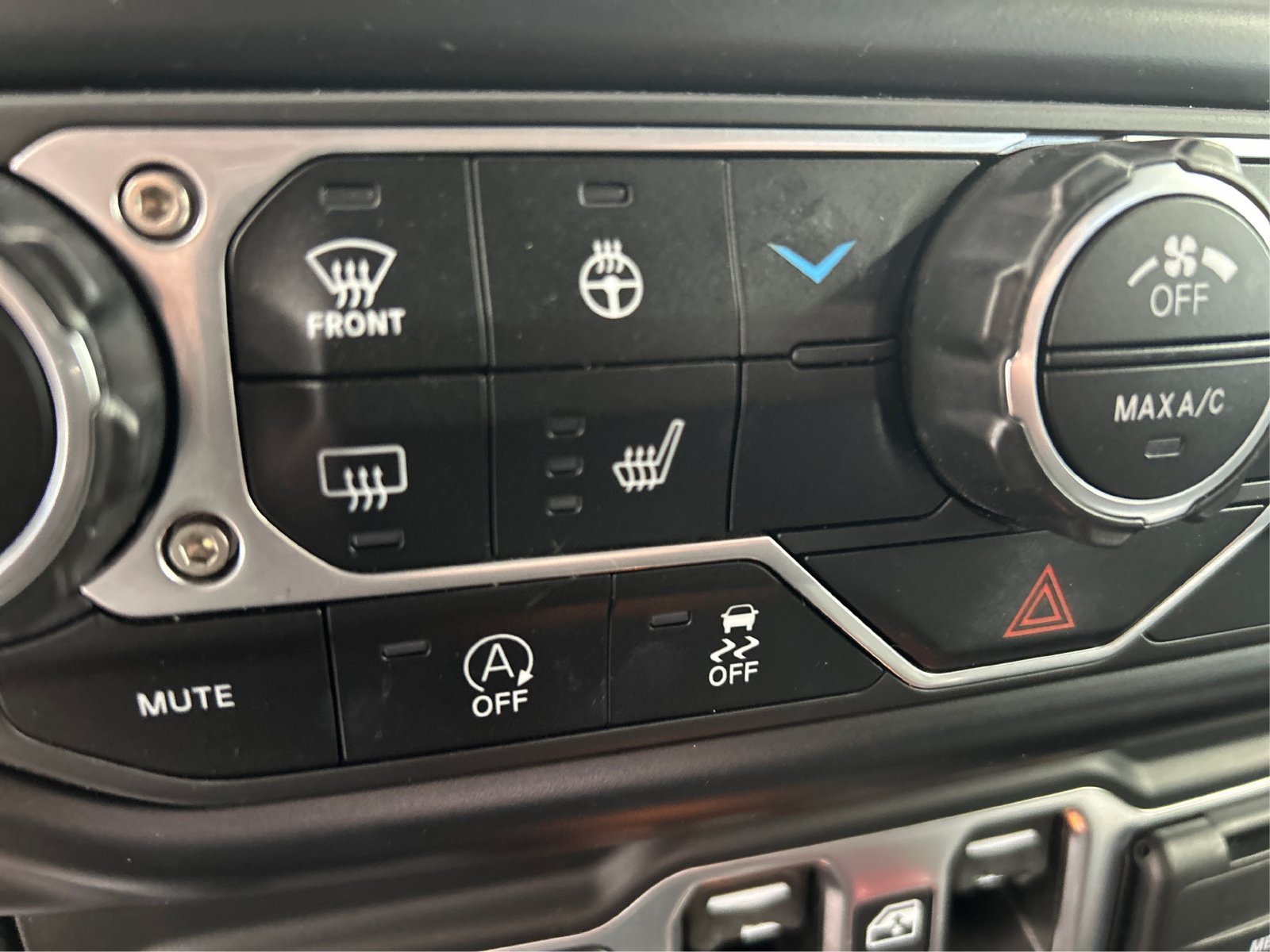 Used 2022 Jeep Wrangler Unlimited Sport AWD/4WD image 31