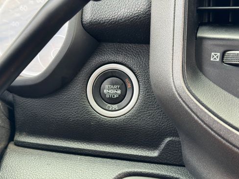 Used 2022 RAM 3500 Tradesman image 20