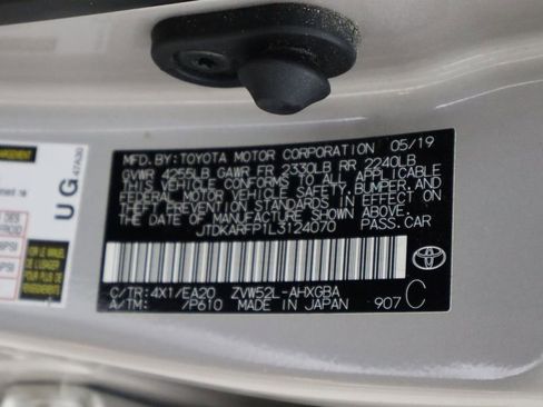 Used 2020 Toyota Prius Prime Limited FWD image 36