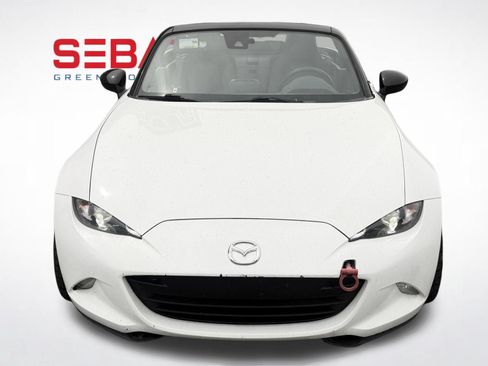 Used 2020 MAZDA MX-5 Miata Sport RWD image 8