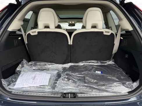 New 2026 Volvo XC90 B6 Ultra image 13