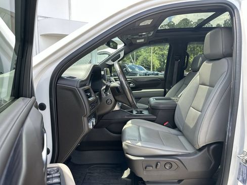 Certified 2022 GMC Yukon SLT w/ SLT Premium Package AWD/4WD image 20