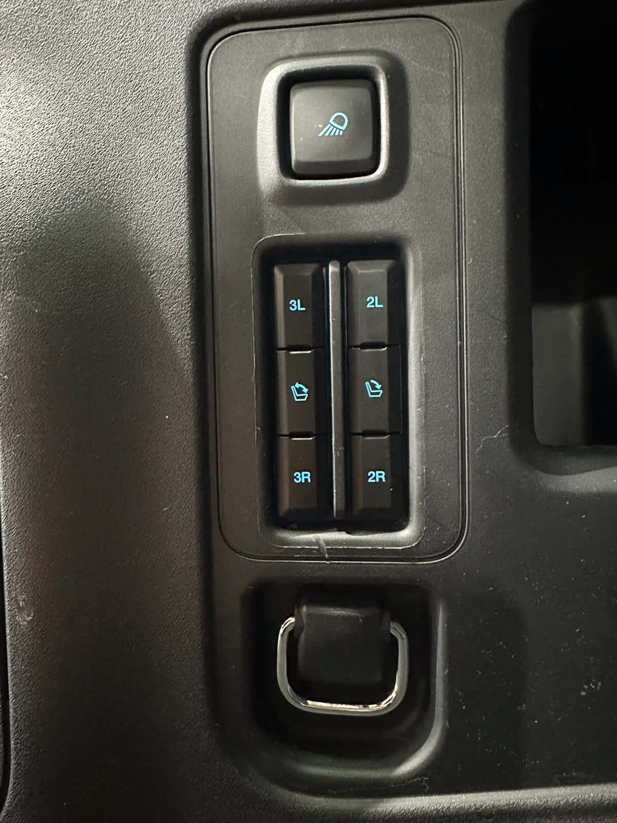 Certified 2025 Ford Expedition Active AWD/4WD image 37