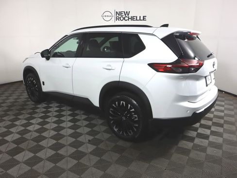 New 2026 Nissan Rogue Dark Armor image 8