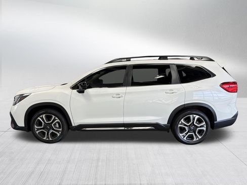 Used 2024 Subaru Ascent Limited AWD/4WD image 4