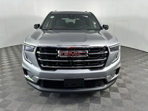Used 2025 GMC Acadia Elevation AWD/4WD image 3