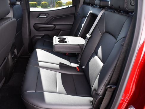 New 2026 GMC Canyon Elevation w/ Convenience Package image 20