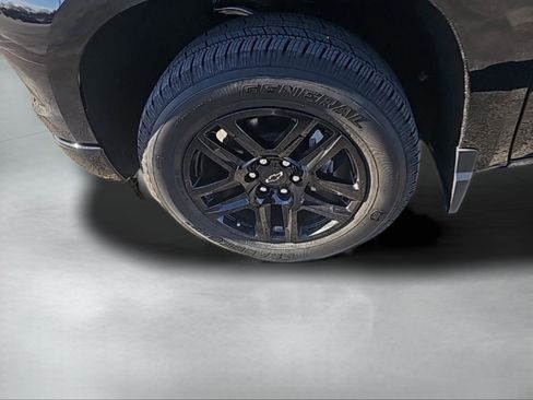 Used 2026 Chevrolet Silverado 1500 Custom image 41