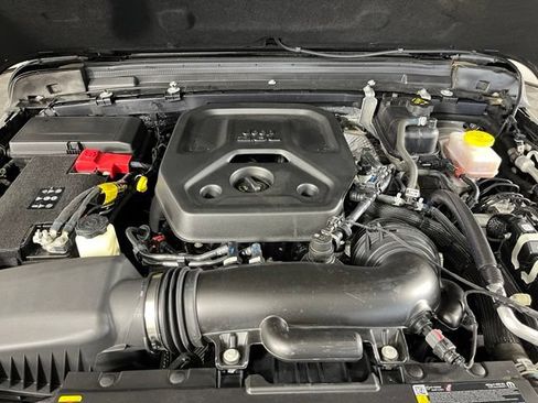Used 2026 Jeep Wrangler Unlimited Rubicon AWD/4WD image 46
