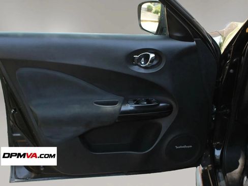 Used 2015 Nissan Juke NISMO RS w/ Interior Illumination Package AWD/4WD image 13