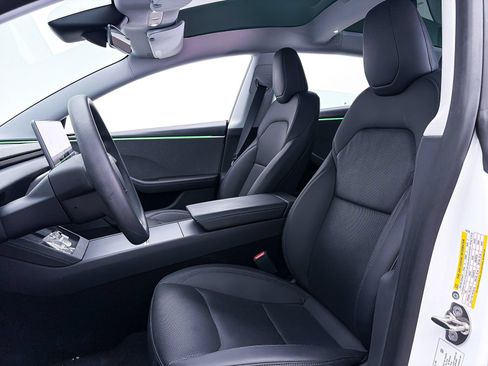 Used 2024 Tesla Model 3 Standard Range RWD image 17