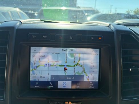 Used 2020 Ford Expedition XLT w/ Equipment Group 202A AWD/4WD image 19